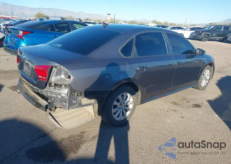 2014 Volkswagen Passat 2.5L Wolfsburg Edition z USA, uszkodzony, nr VIN 1VWAP7A36EC006471